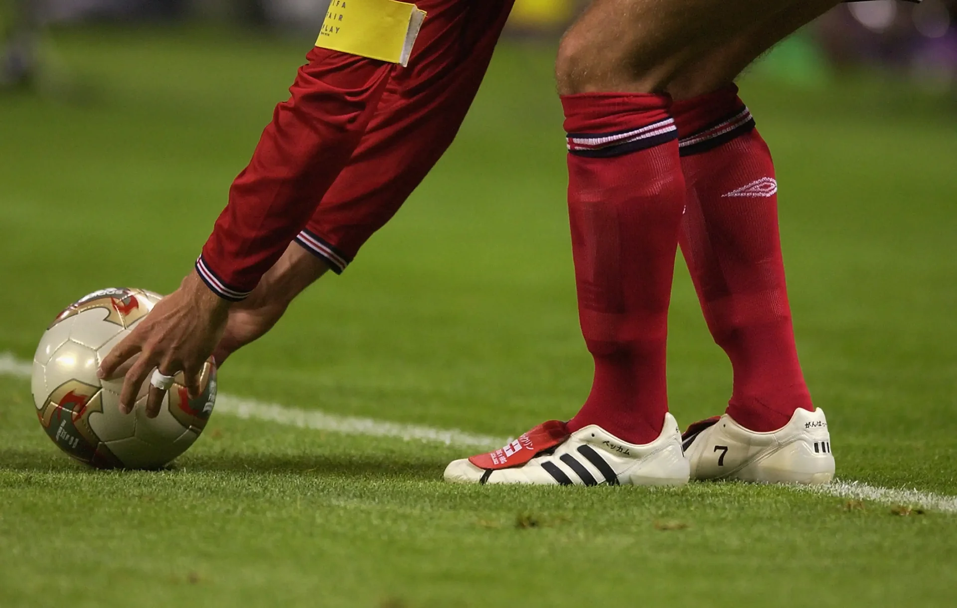 La espectacular evolución de las botas de fútbol se ha perfeccionado gracias a la ingeniería de alto rendimiento